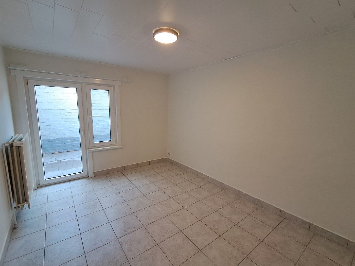 Idyllisch gelegen éénslaapkamer appartement  te Brugge. foto 6