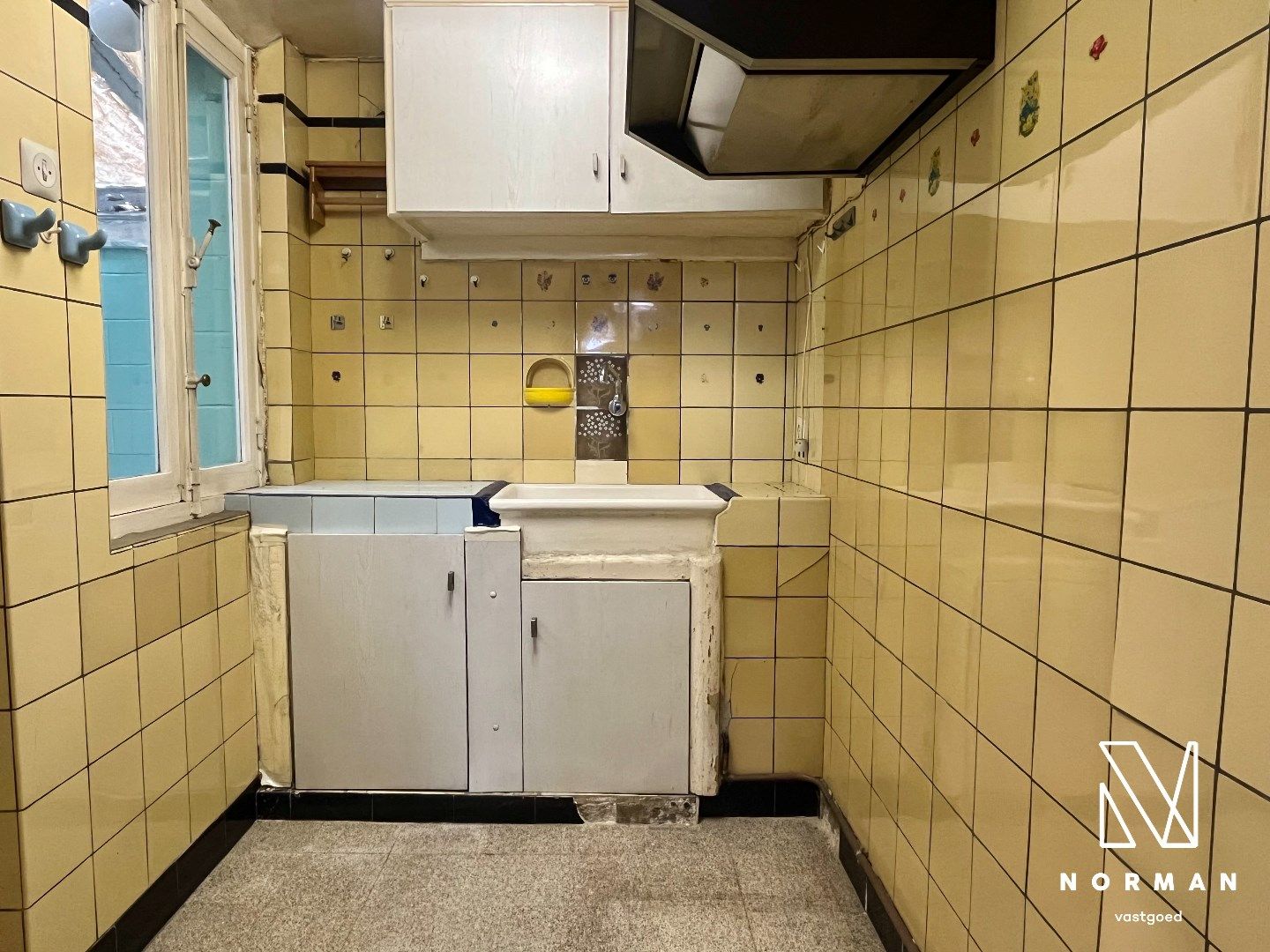 Te renoveren rijwoning te koop met tuin!  foto 9