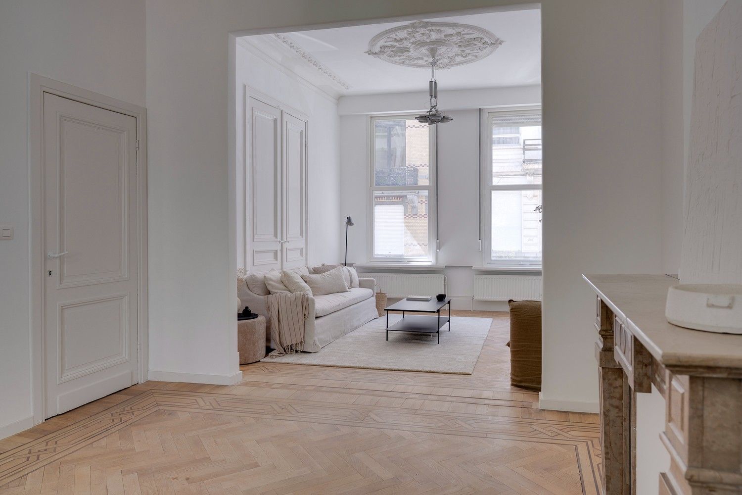Karaktervol herenhuis met 6 slaapkamers, stadstuin en hoogwaardige afwerking foto 7