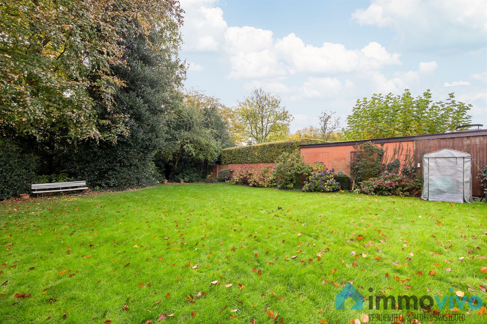 Ruime te renoveren villa op 925 m² op toplocatie foto 8