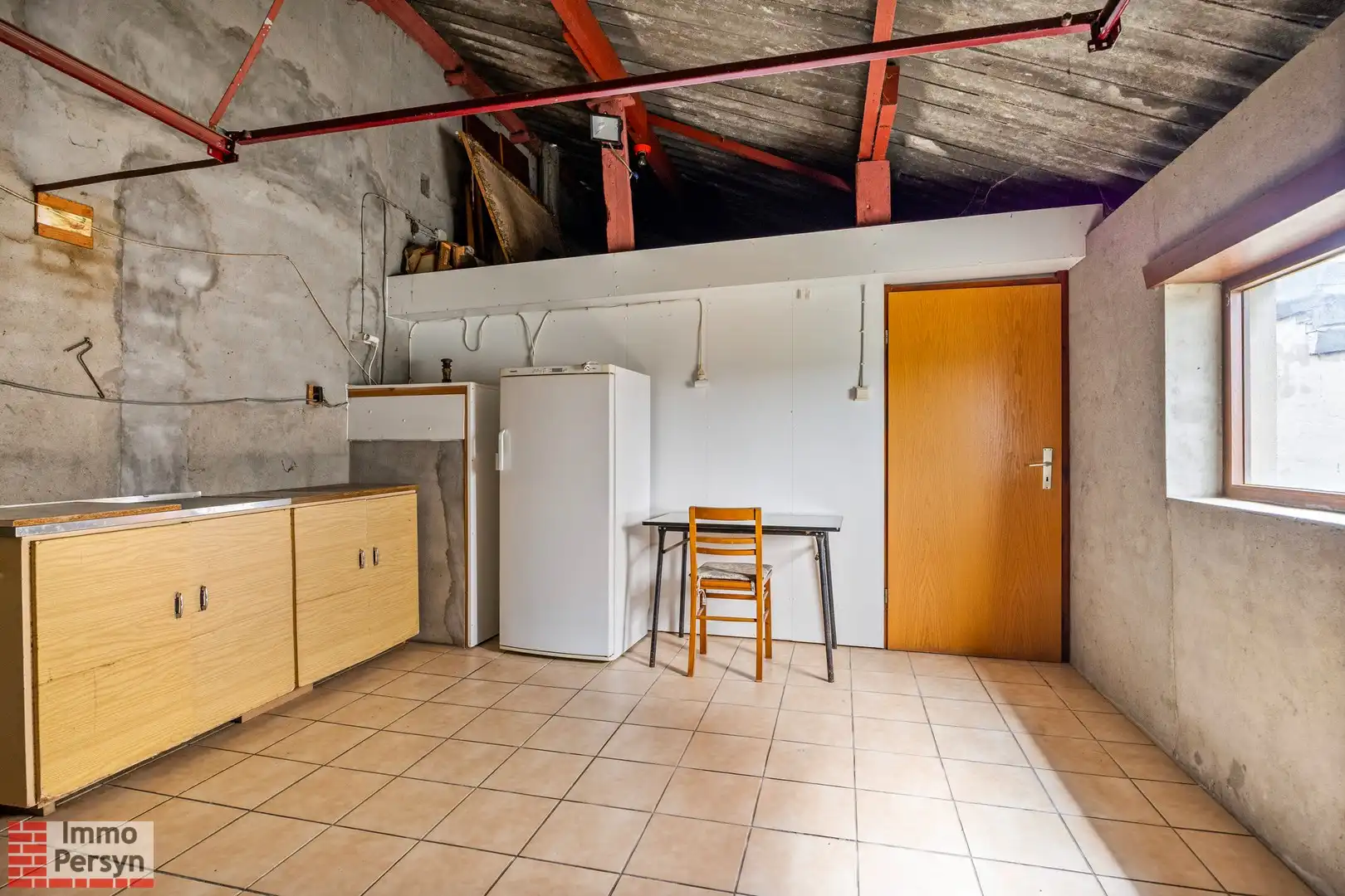 Vrijstaande woning met werkplaats op ruim perceel in landelijke omgeving foto 33