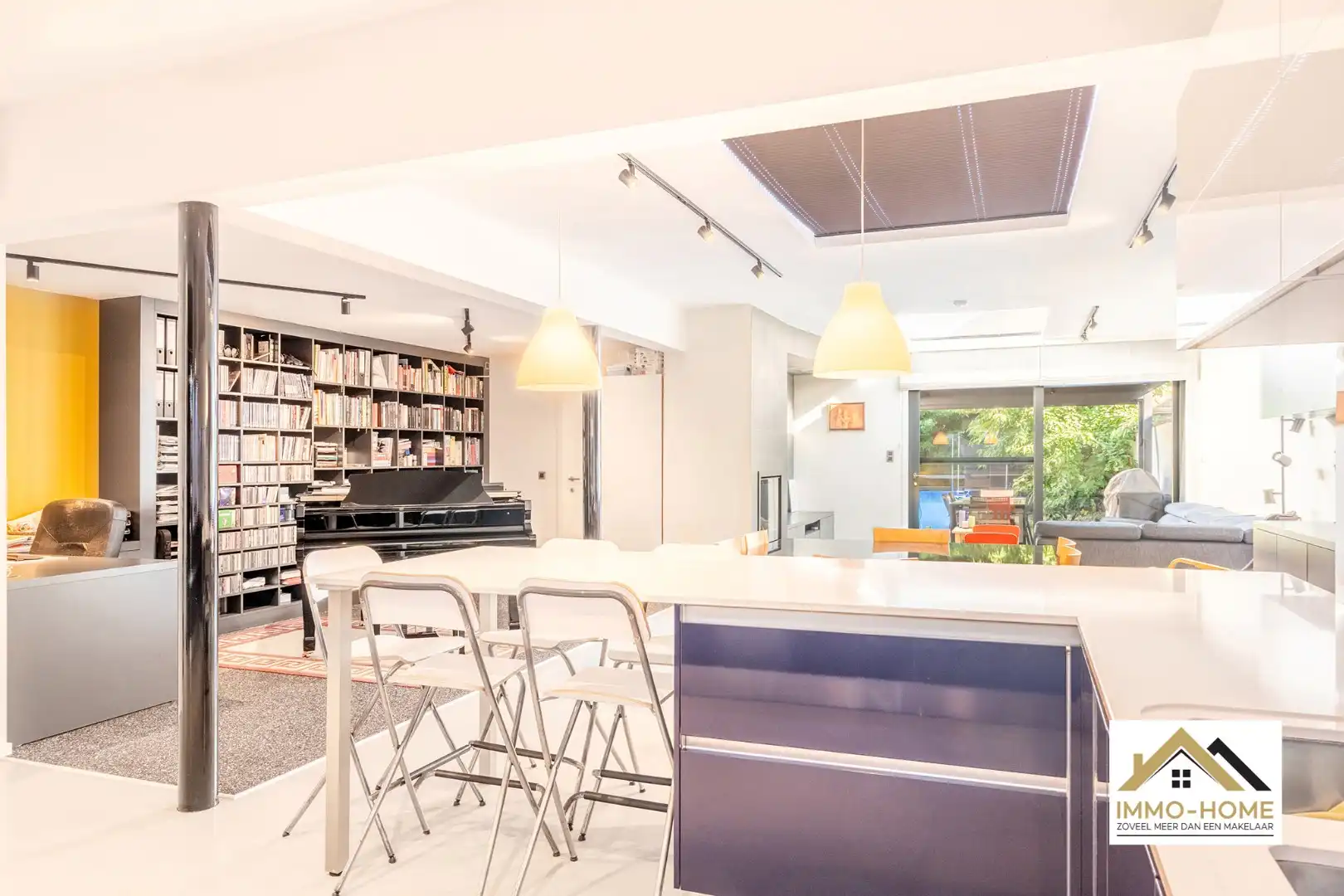 Héél erg ruime gerenoveerde woning met garage nabij centrum Lokeren! foto 14