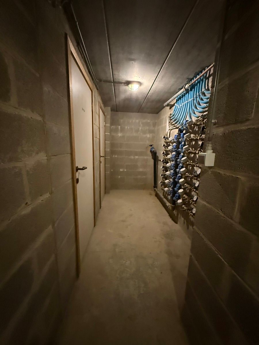 Gelijkvloers appartement met 2 slaapkamers in Genk foto 13