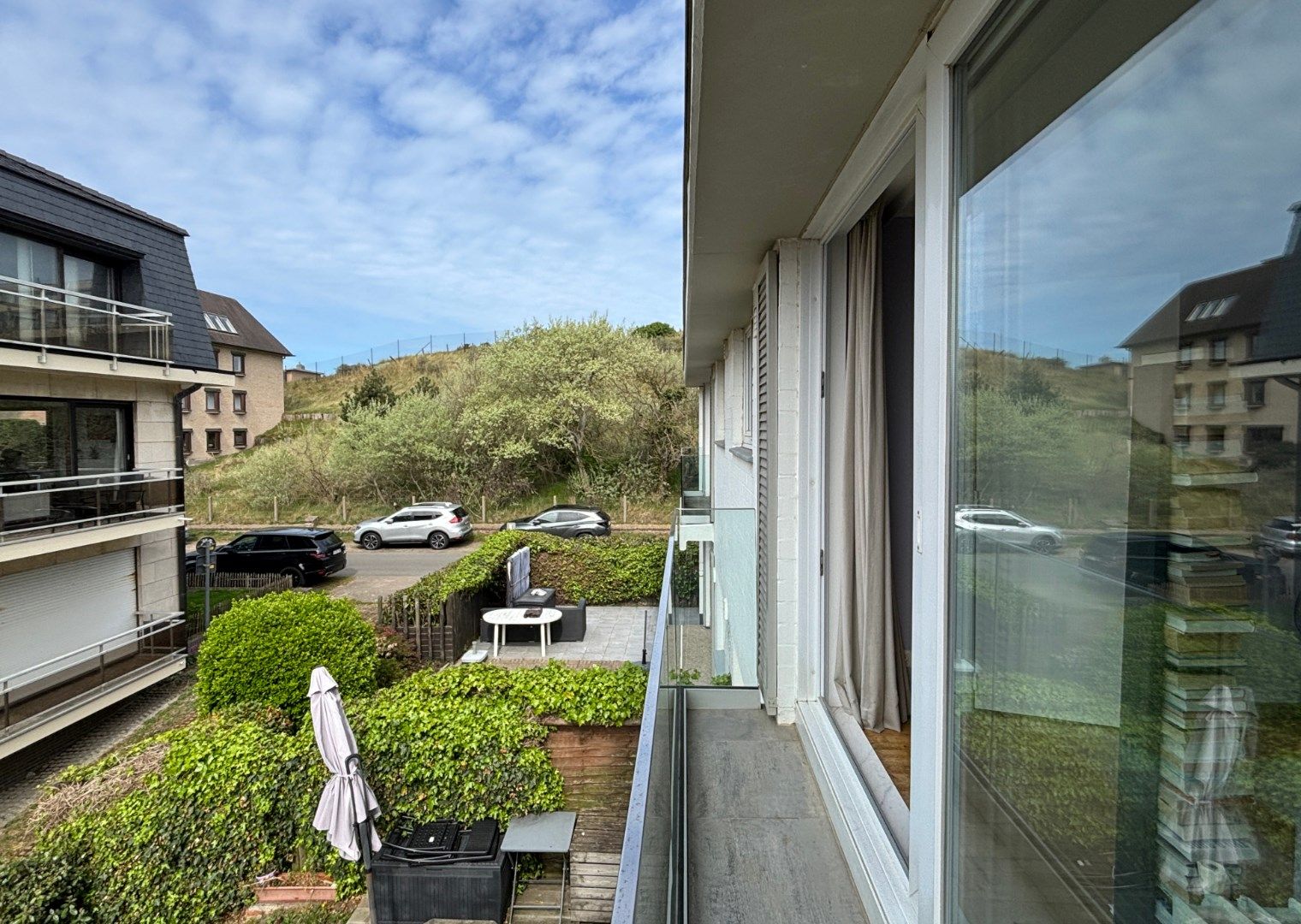 Stijlvol gerenoveerd appartement met zicht op duinen en villawijk – Louisiana II, De Haan foto 7