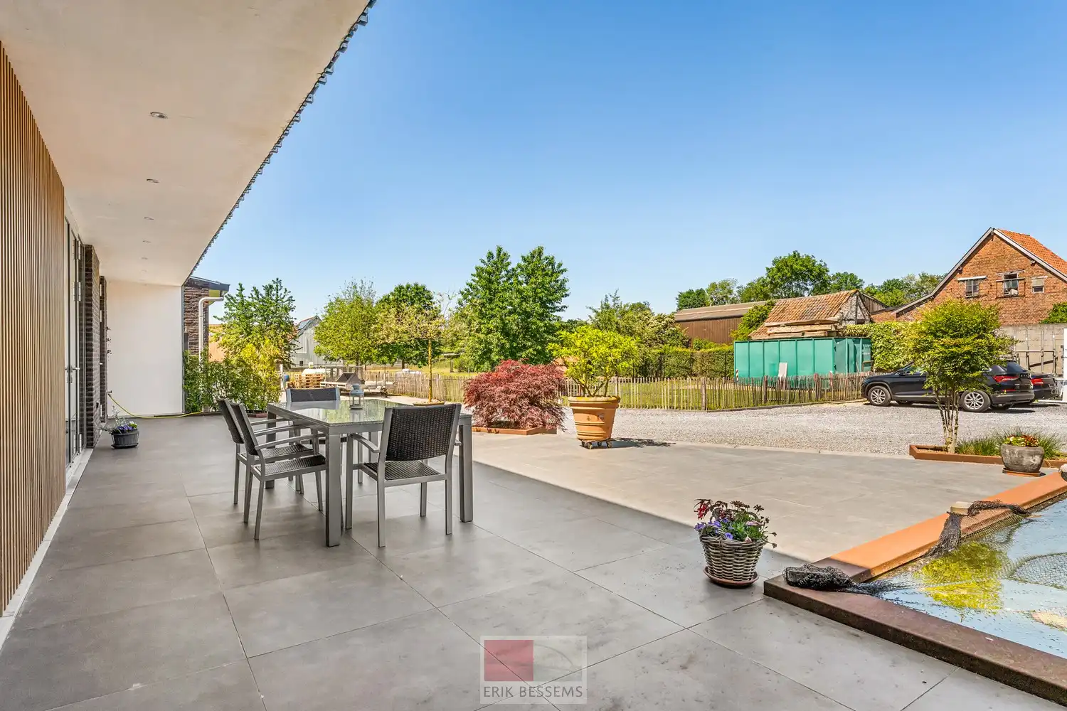 Prachtig authentiek herenhuis met ruime loods en garage in de Voerstreek! foto 45