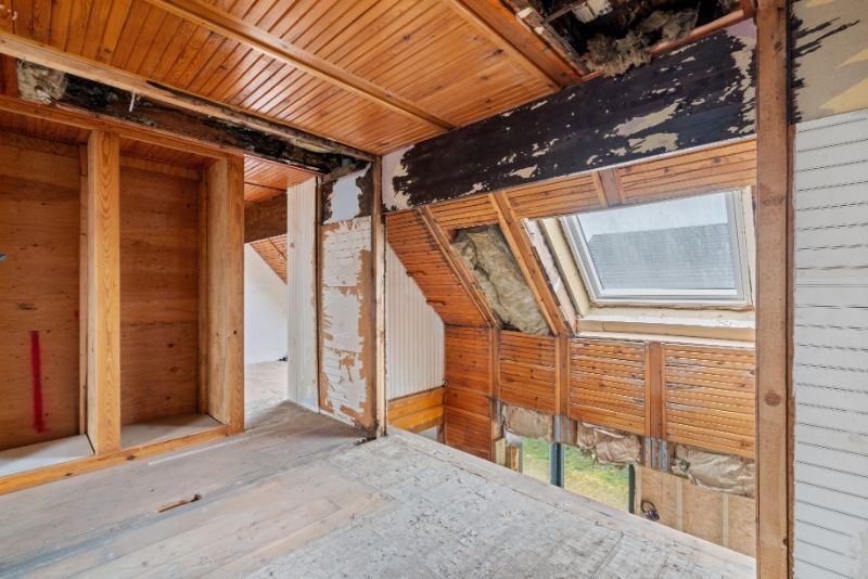 Af te werken woning in doodlopende zijstraat . foto 12
