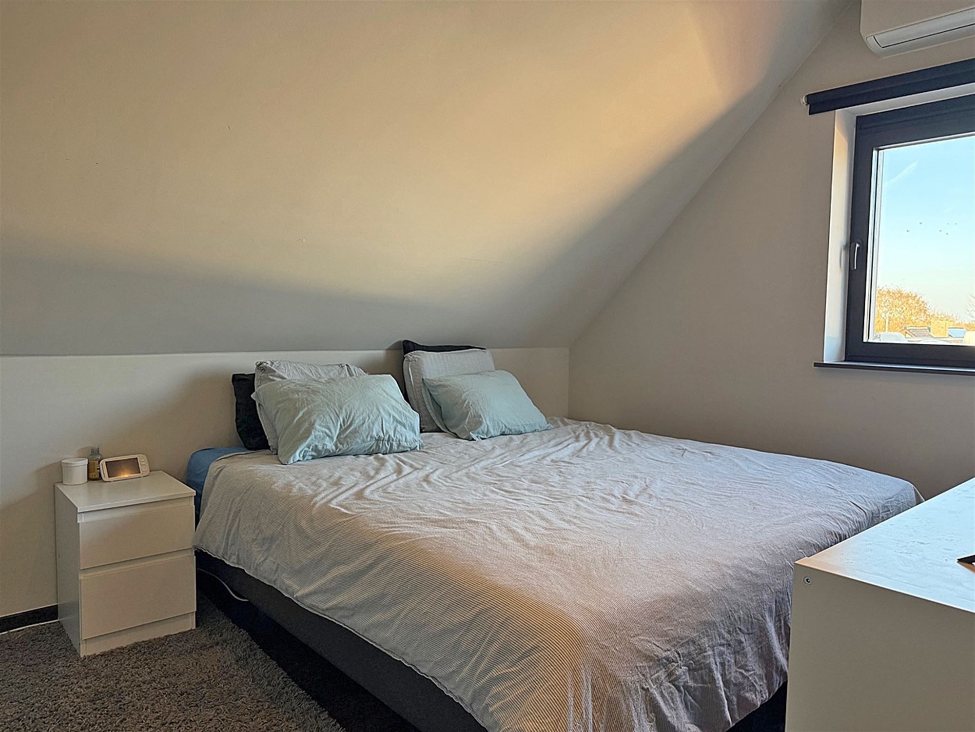 APPARTEMENT (duplex) met 2 slaapkamers, terras & bureau (babykamer) foto 11