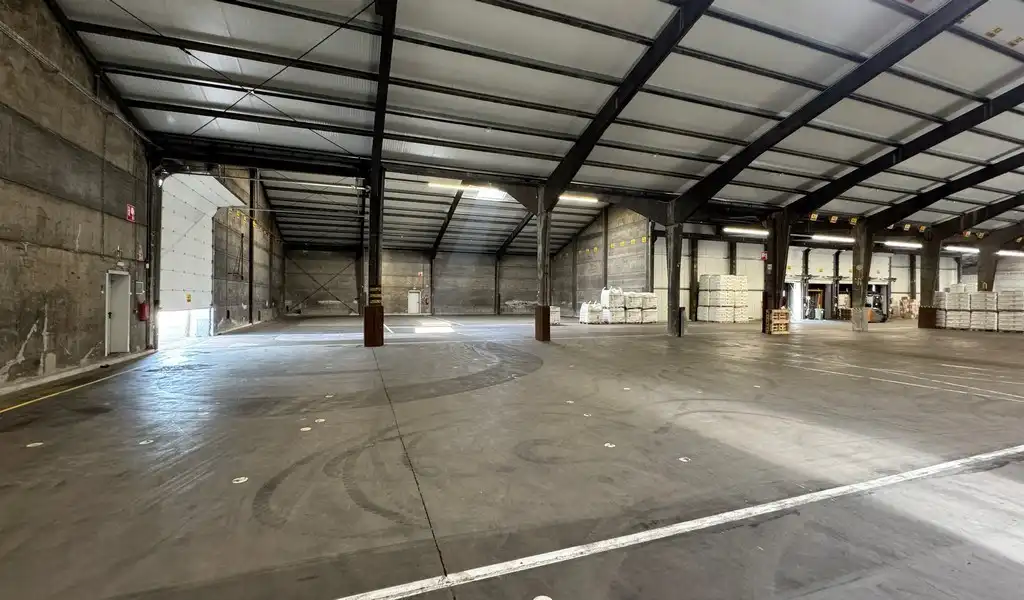 Magazijn te huur in Schomhoeve Logistic Center in haven Antwerpen foto 9