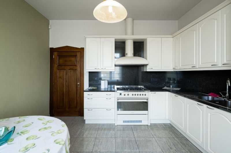 Woning met 5 slaapkamers op 8a29 foto 8