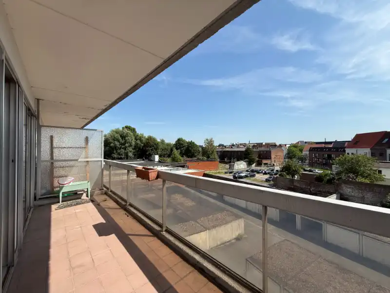 Ruim 2-slaapkamerappartement met 2 terrassen aan de Coupure foto 14