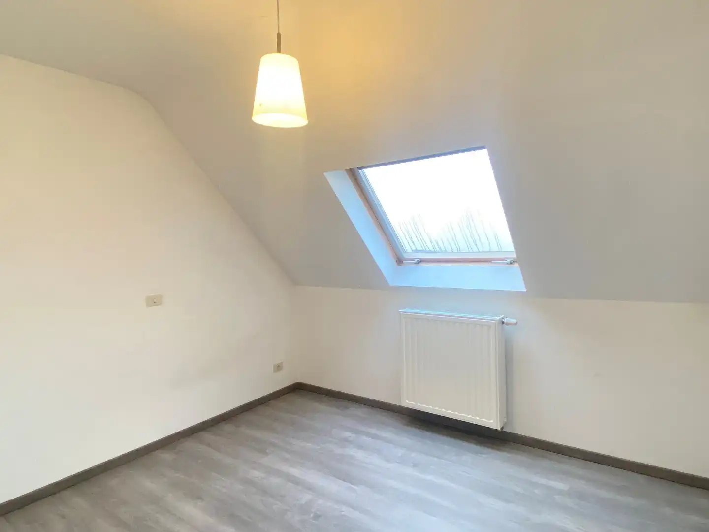 APPARTEMENT MET 3 SLAAPKAMERS EN GARAGEBOX IN HARTJE WAKKEN!!!!!! foto 9