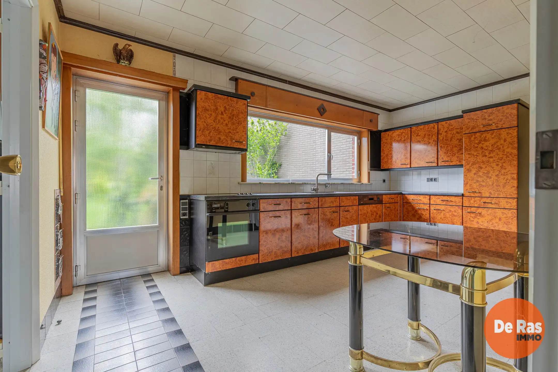 ERONDEGEM - Praktische woning met garage en tuin foto 8