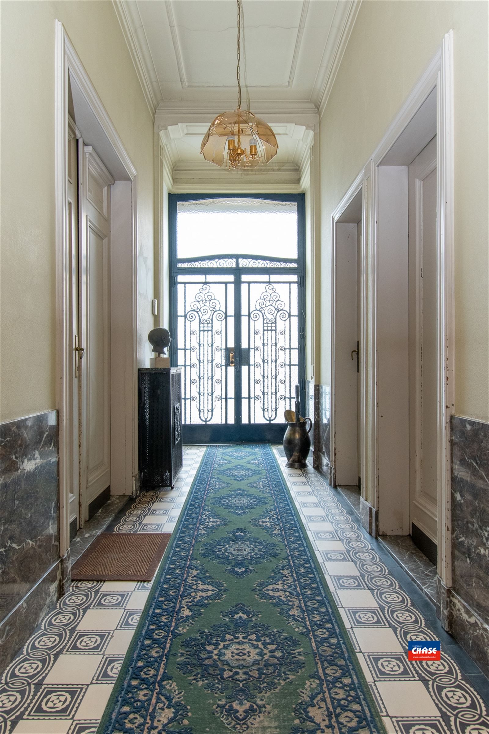 Zeer ruime woning met tal van mogelijkheden! foto 18