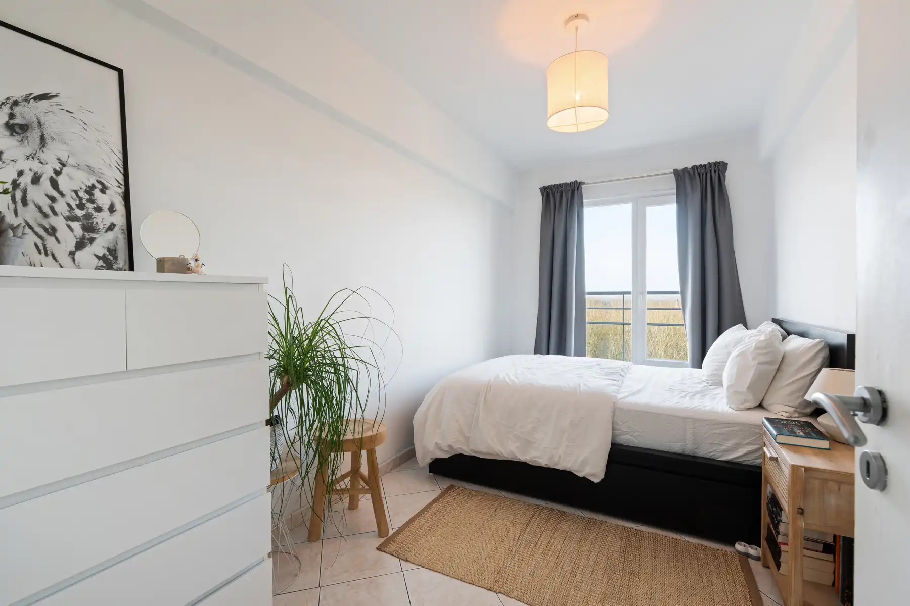 Sky-high Living in Anderlecht: Modern 2-Slpk Appartement met Fenomenaal Uitzicht foto 16