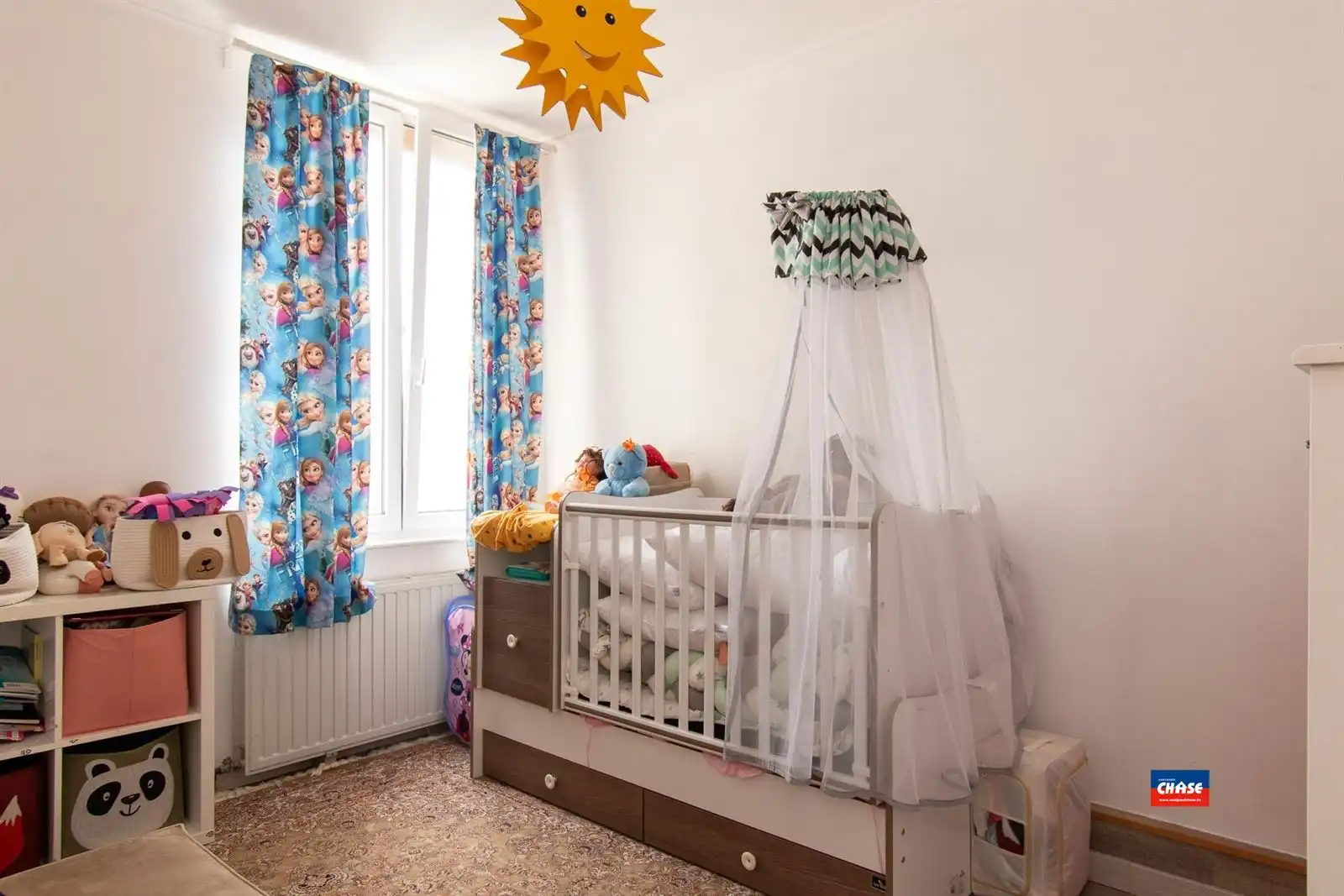 Gerenoveerde woning met 4 slpks + bureau en tuintje foto 11
