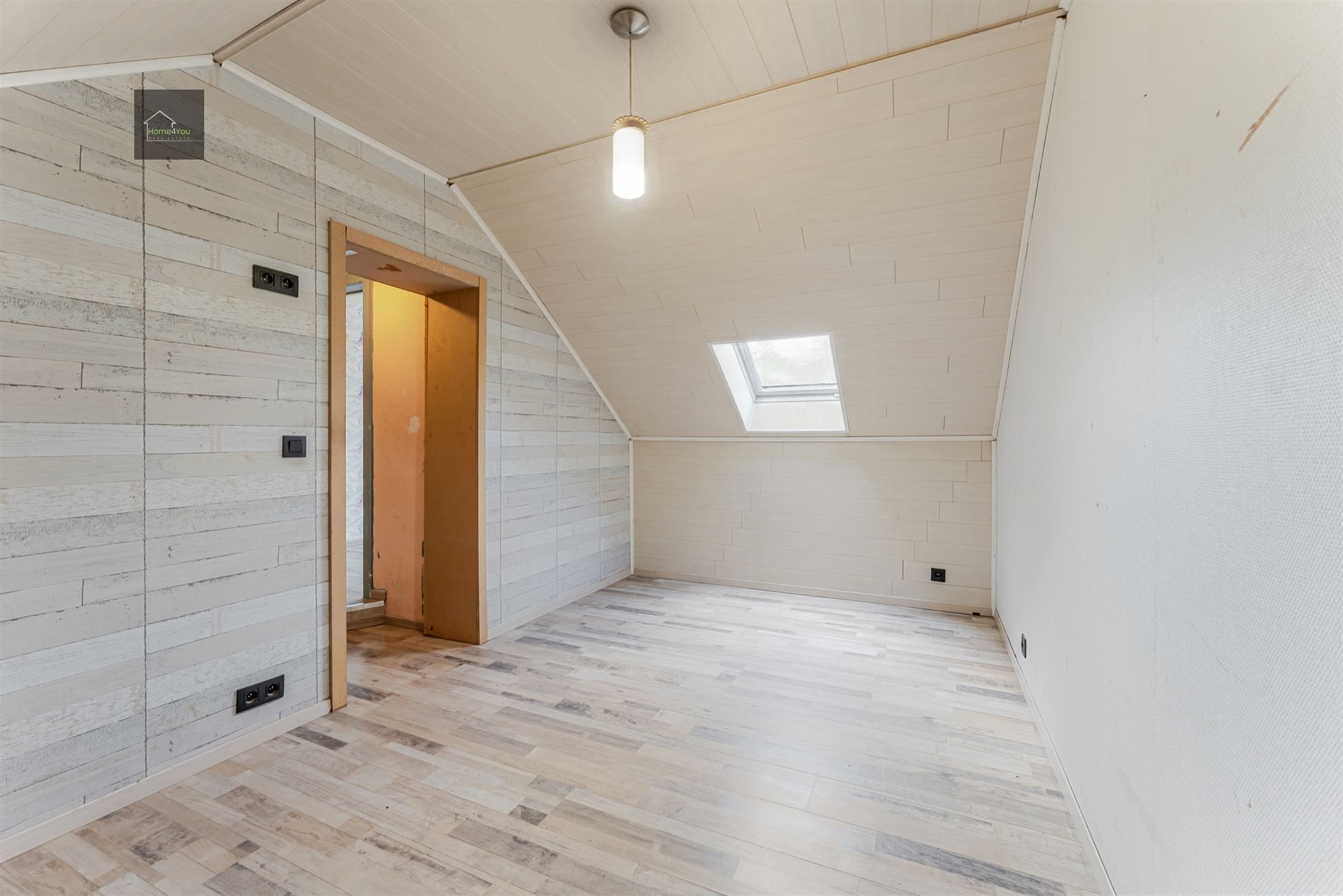 Ruime instapklare gezinswoning met 4 slaapkamers en grote tuin in Diksmuide foto 18