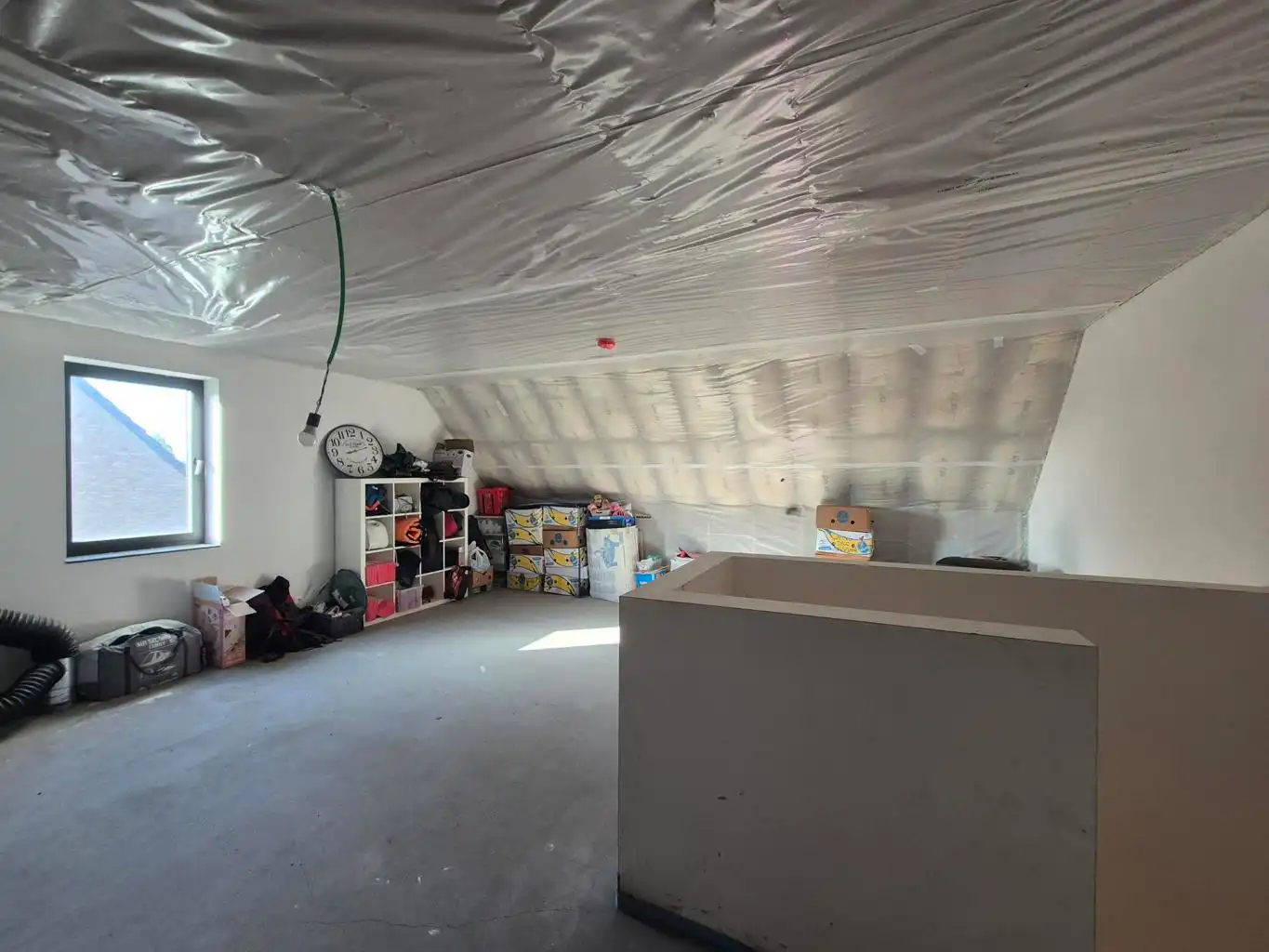 Recente halfopen bebouwing met 3 slpks, opbergzolder en tuin foto 17