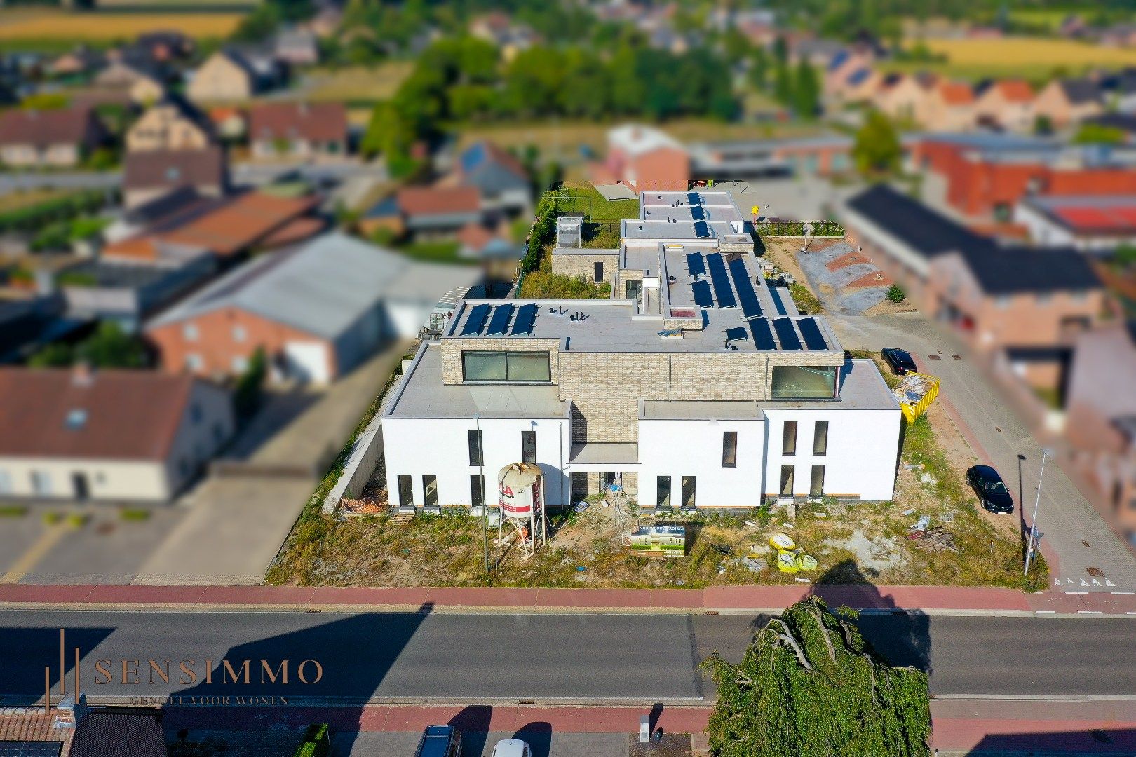 Nieuwbouwappartement gelegen in hartje Peer foto {{pictureIndex}}