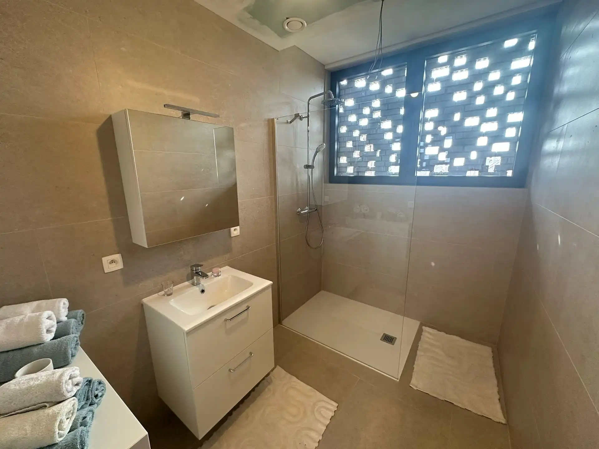 Nieuwbouw bel-étage woning met zuidgericht terras en tuin foto 20