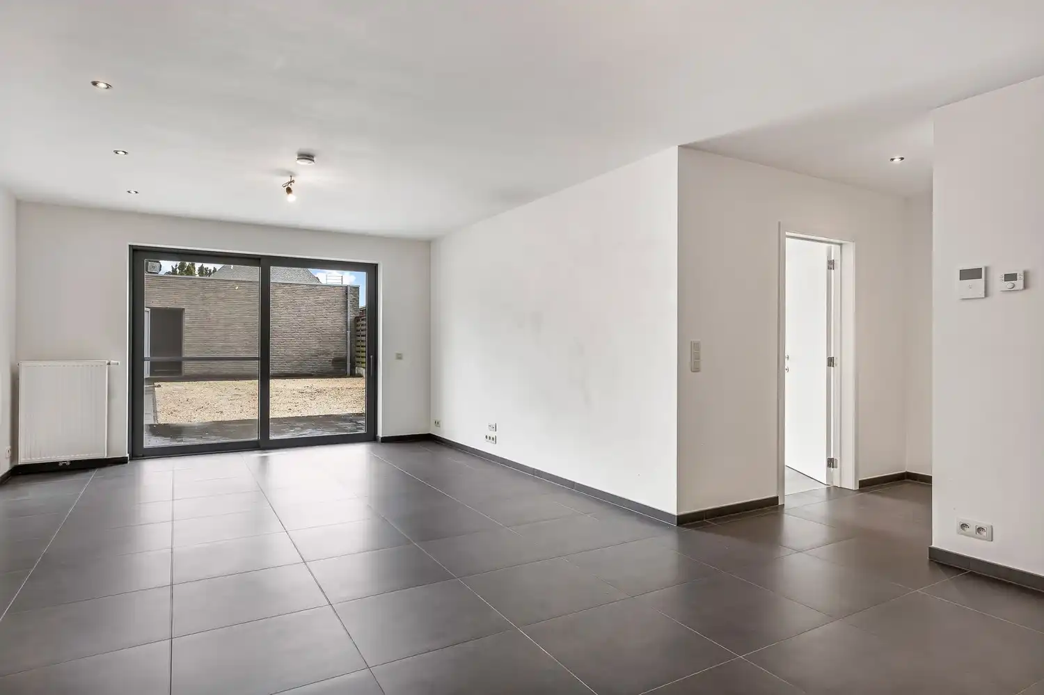 Appartement met 2 slaapkamers en ruime tuin foto 3