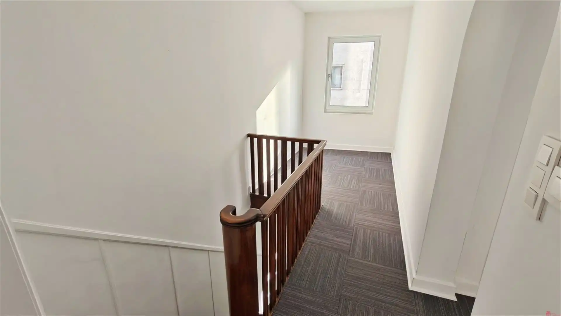 Zeer centraal gelegen kantoorruimte (1e verdieping) foto 4