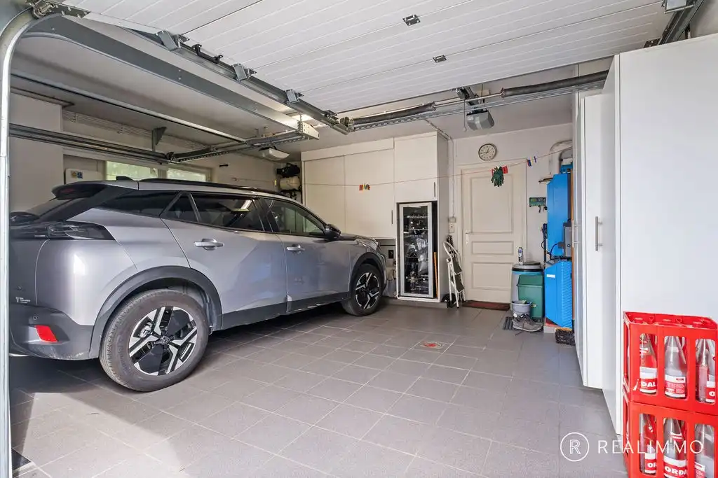 Ruime alleenstaande woning met prachtige tuin in Kooigem foto 20