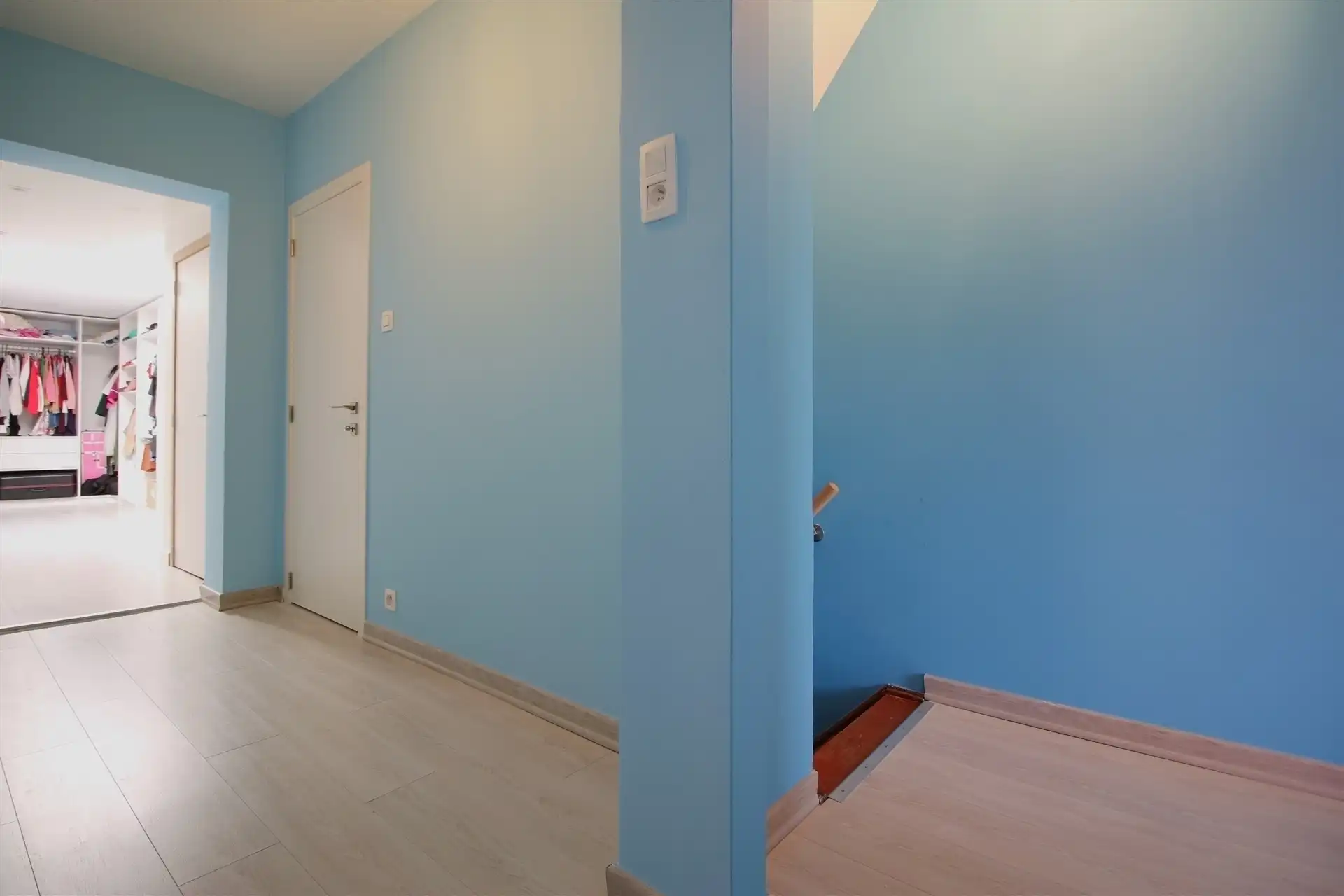 Gerenoveerde woning met 4 slaapkamers foto 15