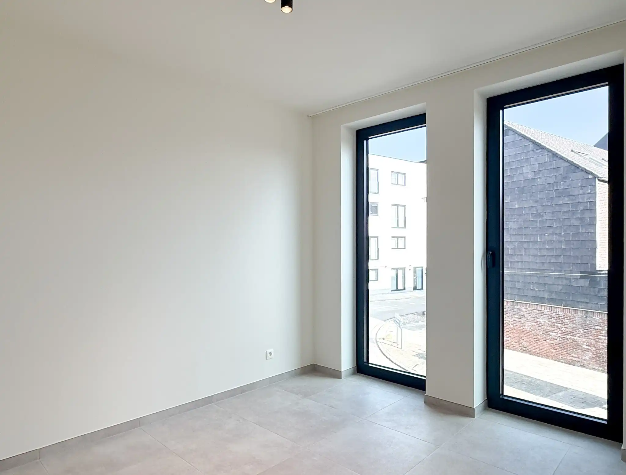 Nieuwbouwappartement op de eerste verdieping met terras en twee slaapkamers foto 16