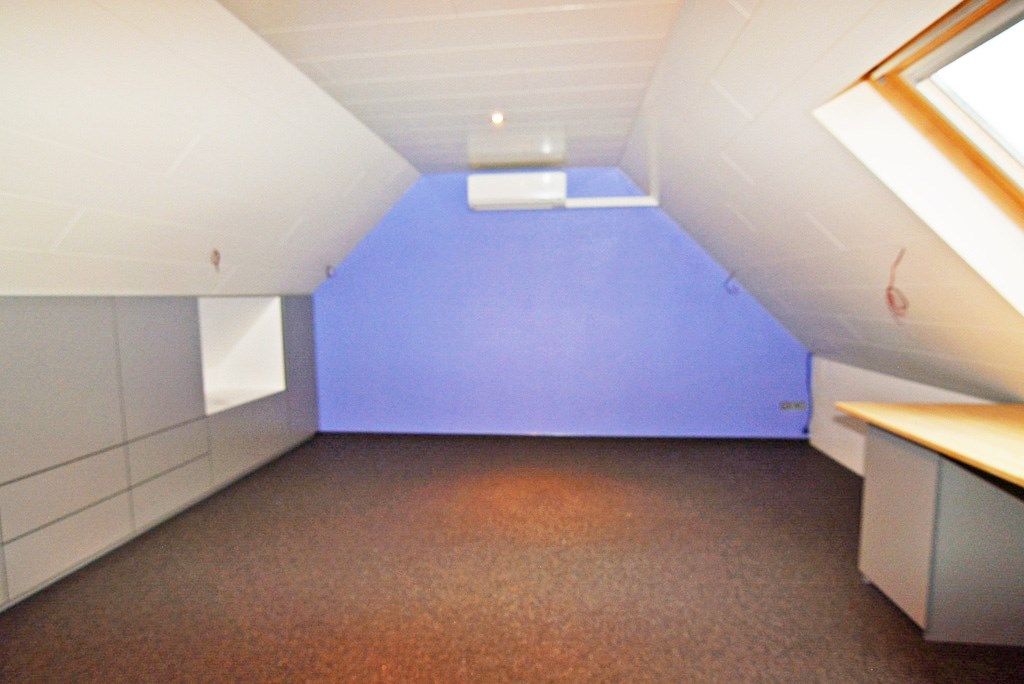 Modern triplex appartement met 3 slpks, terras, kelderberging en autostaanplaats. foto 20