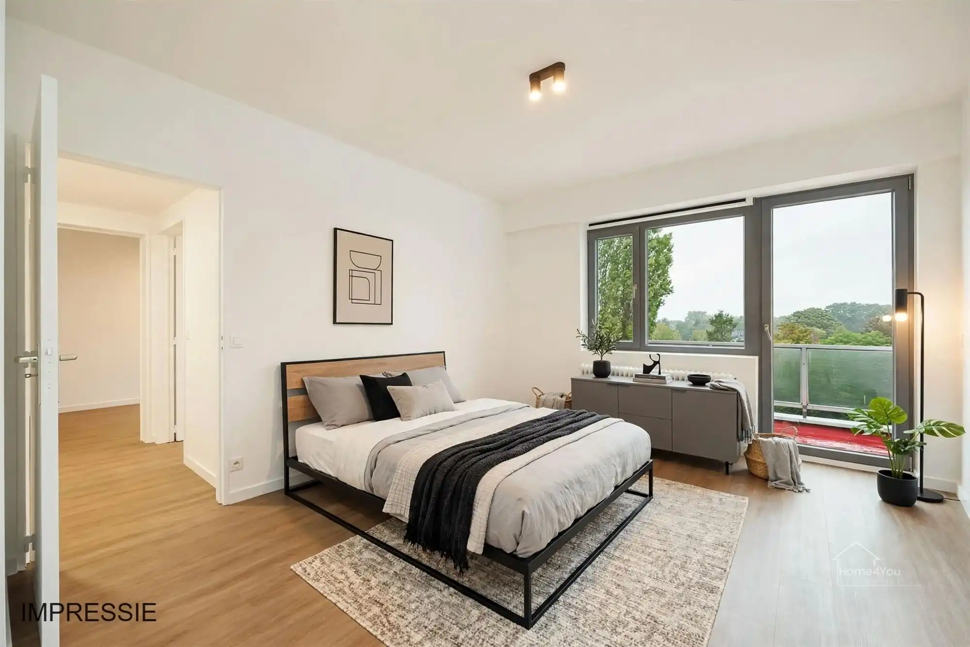 Ruim en gerenoveerd 3-slaapkamerappartement met 2 terrassen foto 11
