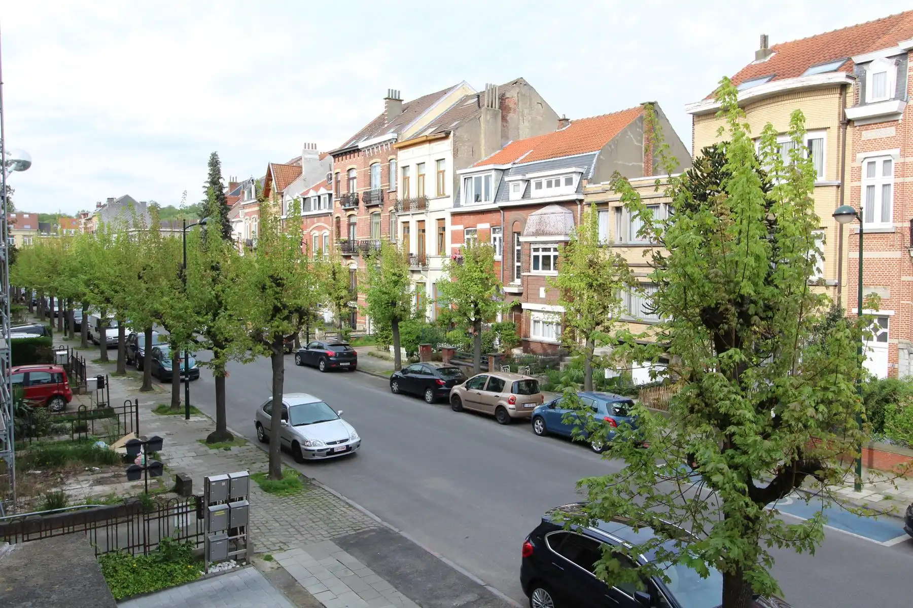 Ruime gezinswoning met tuin nabij Europese School van Laken foto 29
