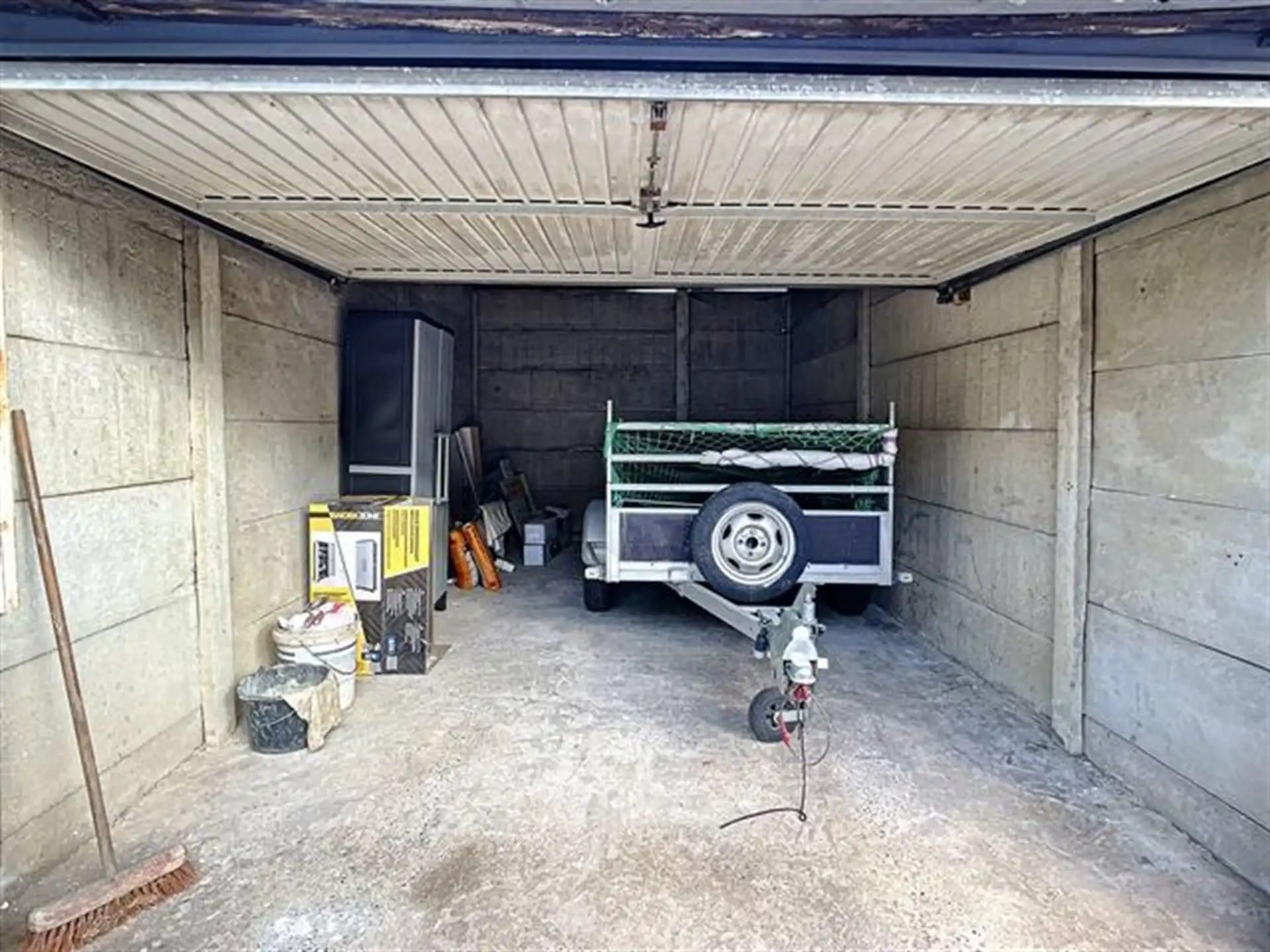 Appartement met garage en gsch tuin foto 14