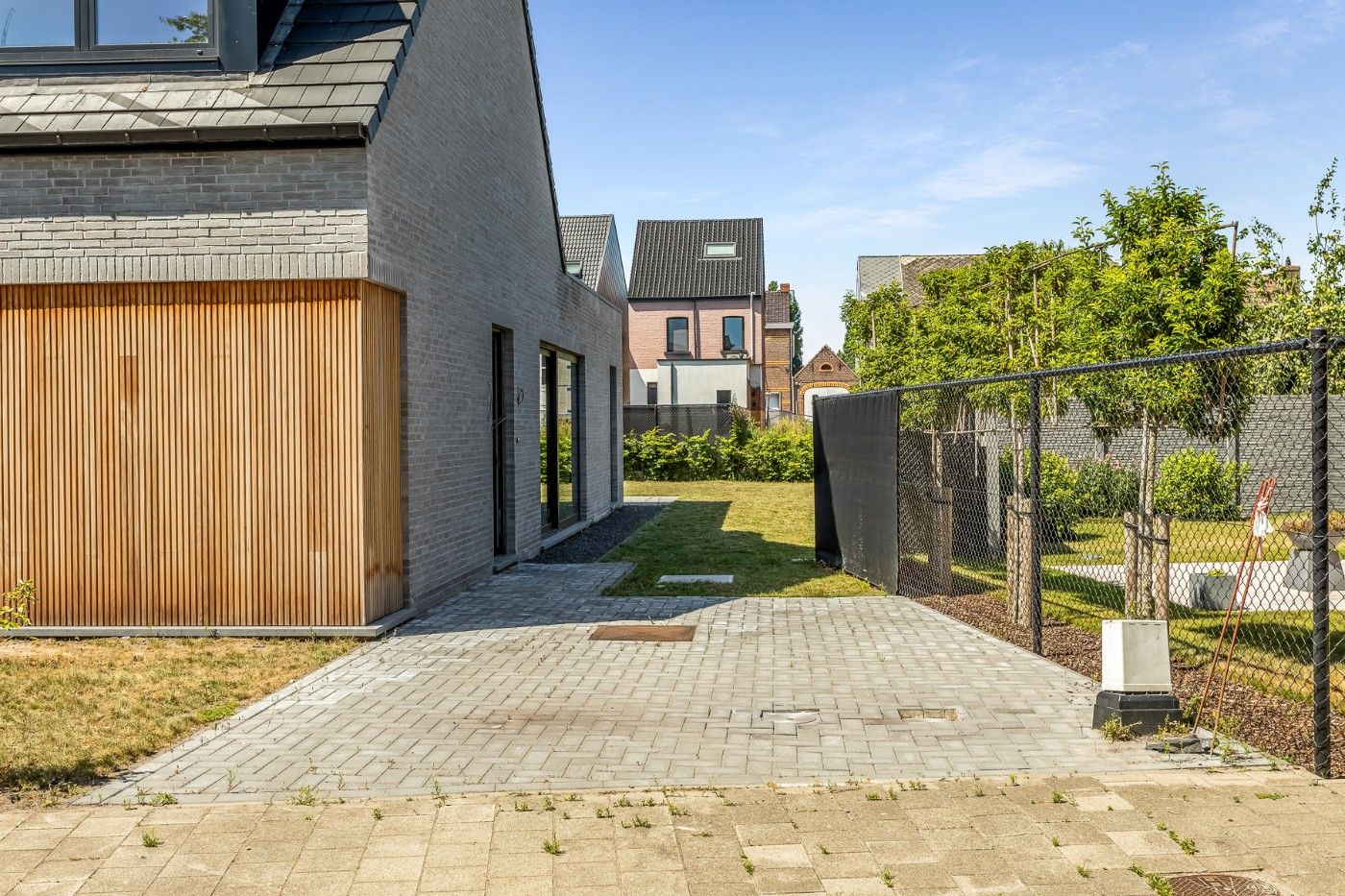 Rustig gelegen nieuwbouwwoning met 3 slpk. en toffe tuin foto 24