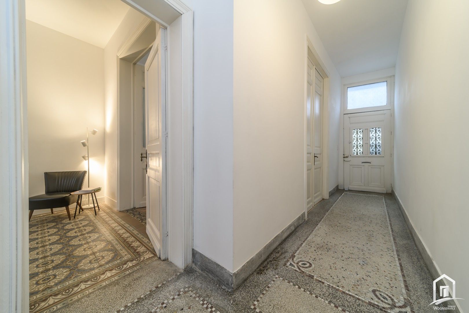 Exclusief gerenoveerde burgerwoning foto 13