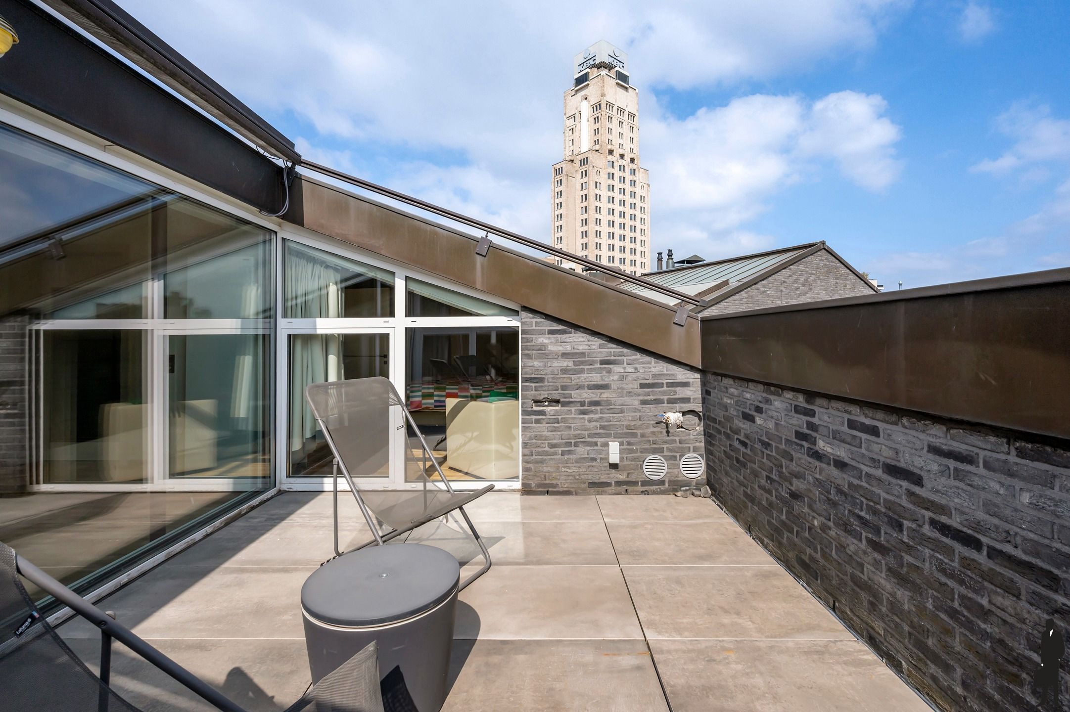 Luxueus afgewerkte penthouse met privé-lift op toplocatie. foto 20