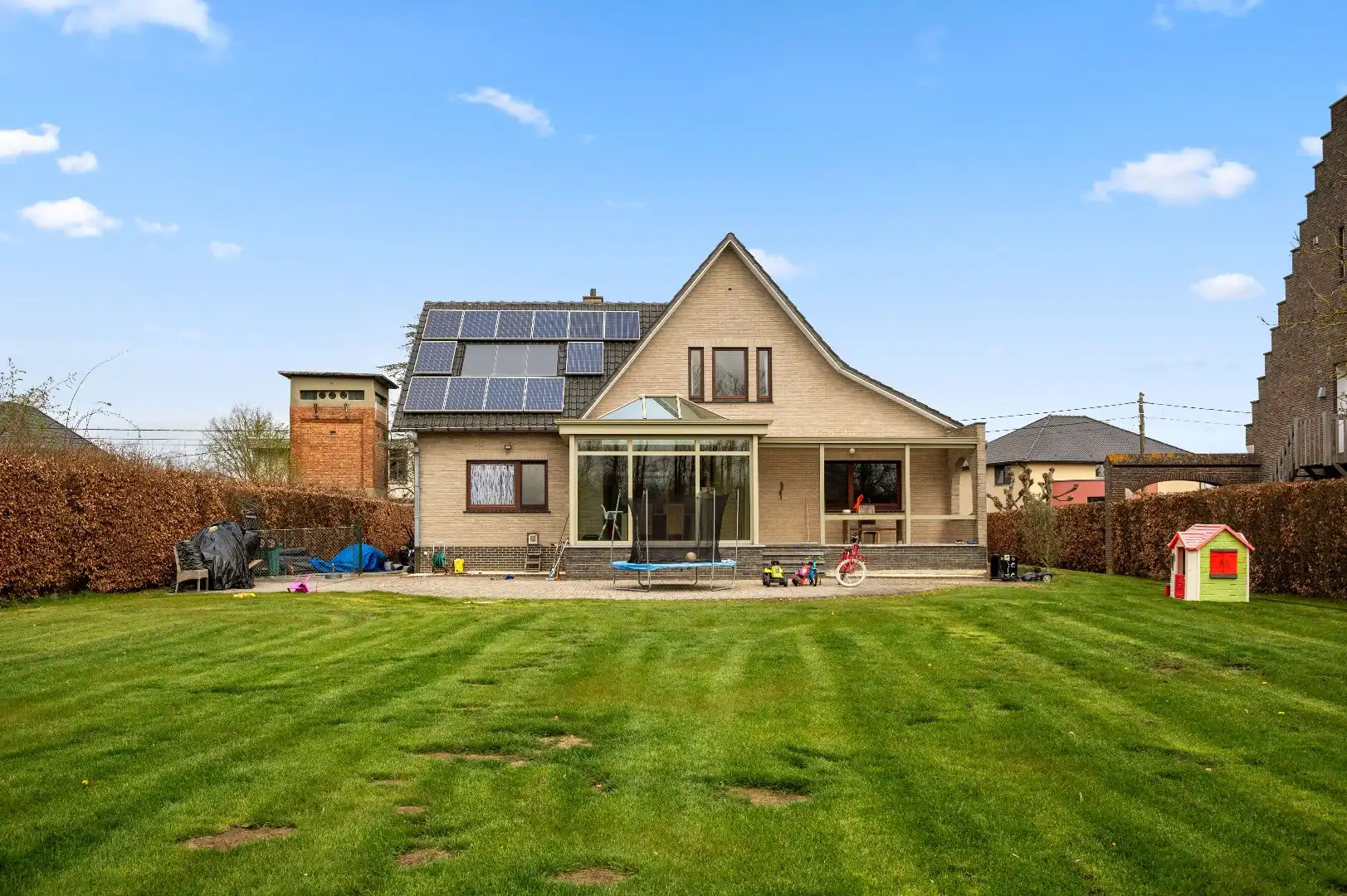 Instapklare, stijlvolle afgewerkte woning met 3 slpks foto 26