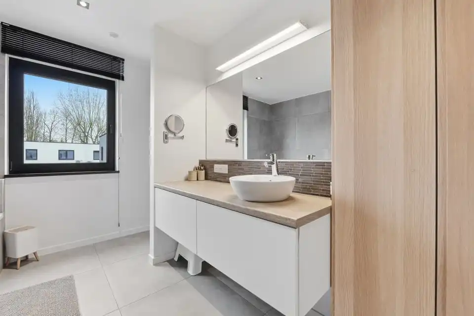 RECENTE GEZINSWONING MET 3SLPK OP CENTRALE LOCATIE TE SINT-TRUIDEN foto 22