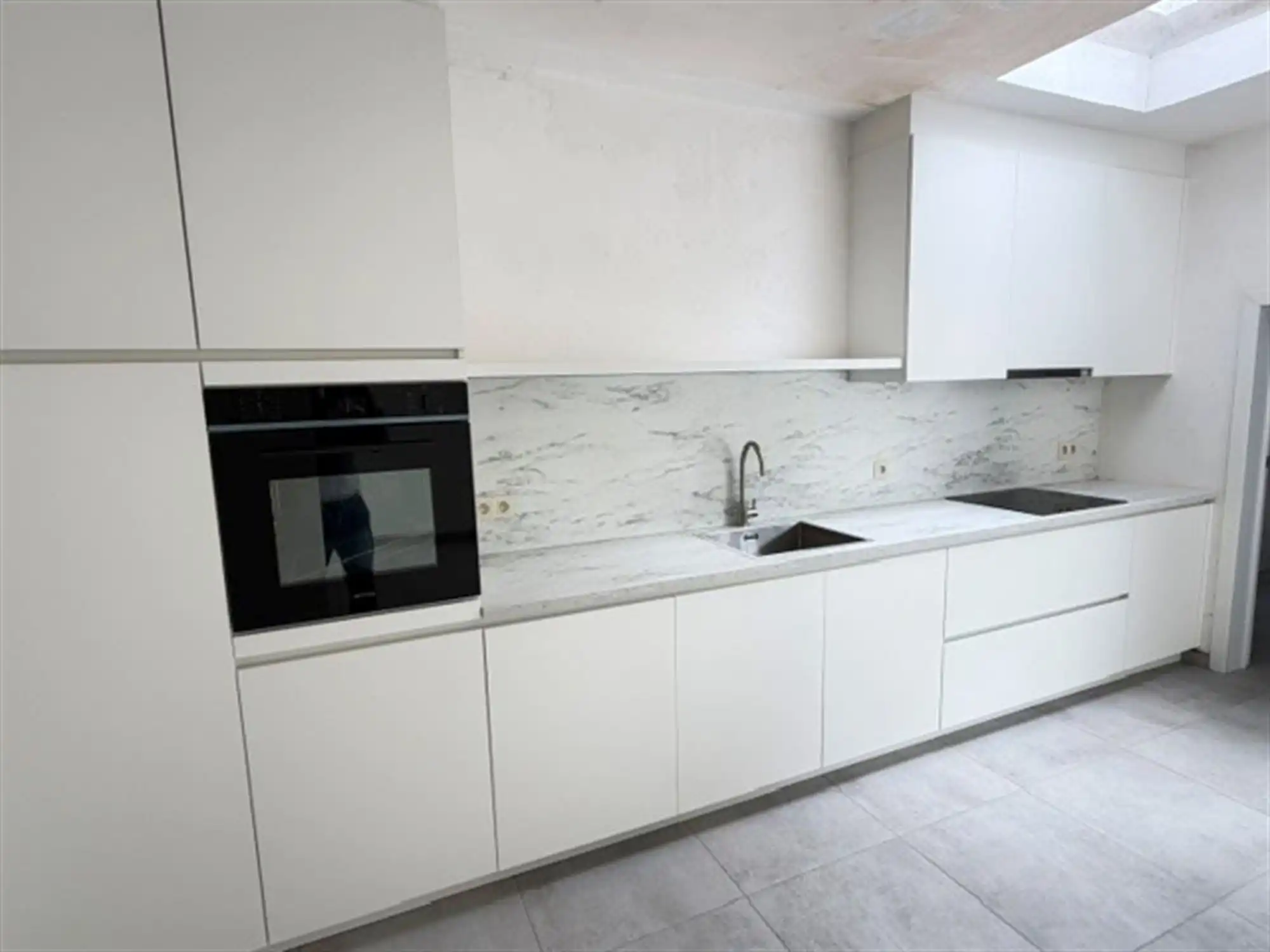 Gerenoveerde woning met 2 tot 3 slaapkamers foto 3
