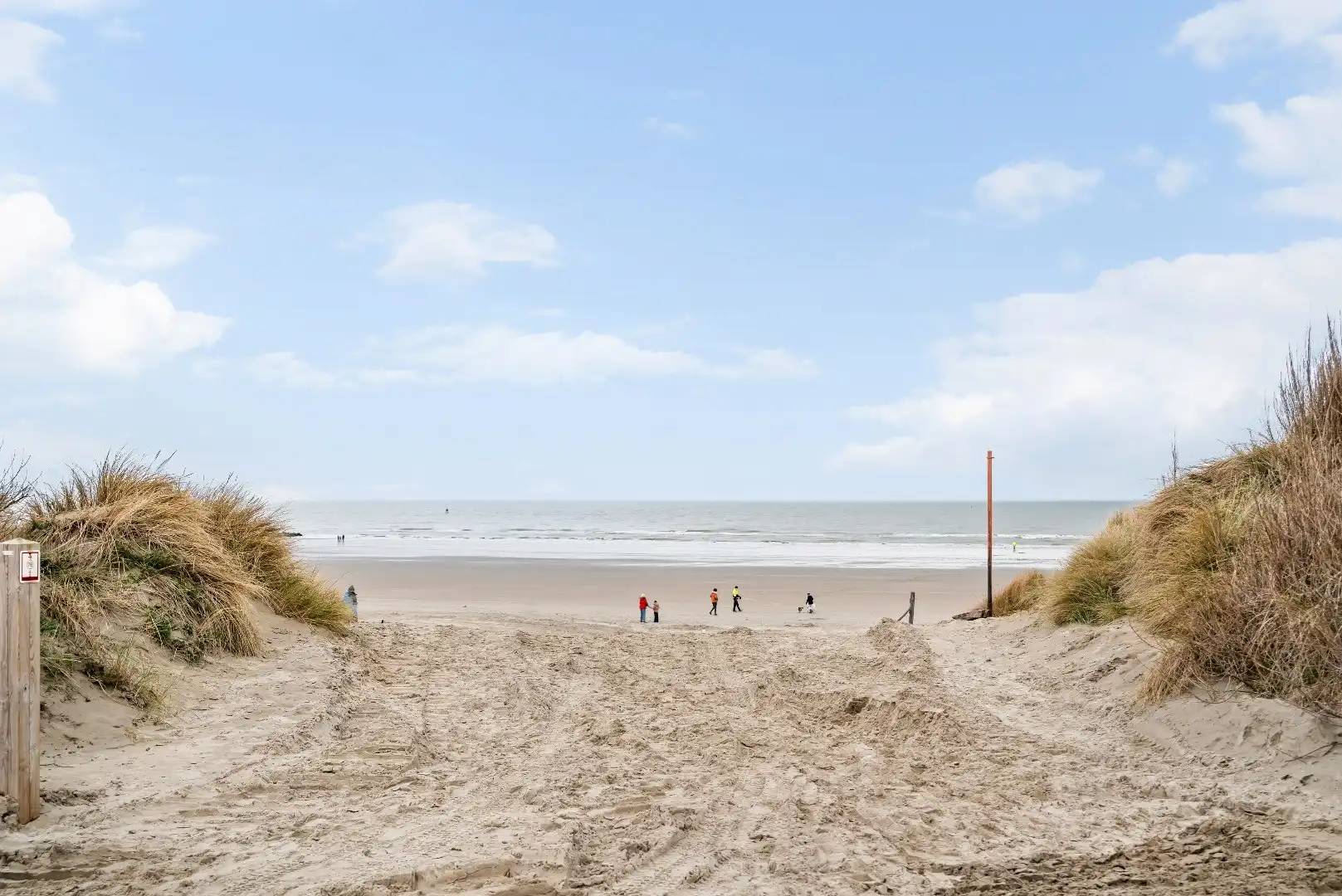 Prachtig appartement met 2 slaapkamers en ruim terras. foto 24