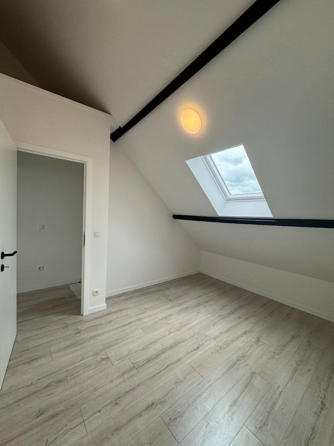 Volledig gerenoveerde, instapklare woning in Grimbergen – EPC A! zonnepanelen, warmtepomp! foto 21