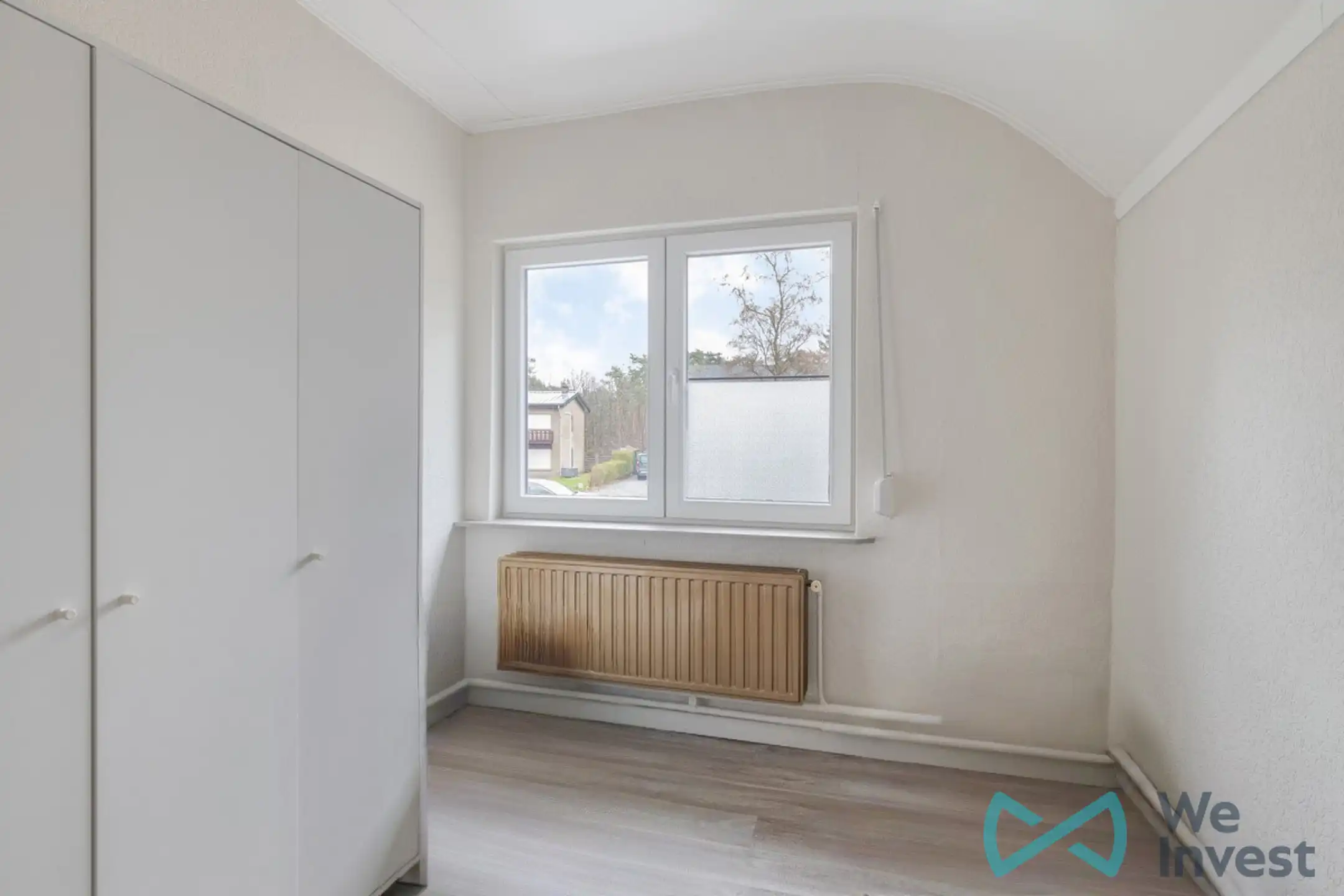 Vernieuwde woning met weiland en mogelijke praktijkruimte foto 19