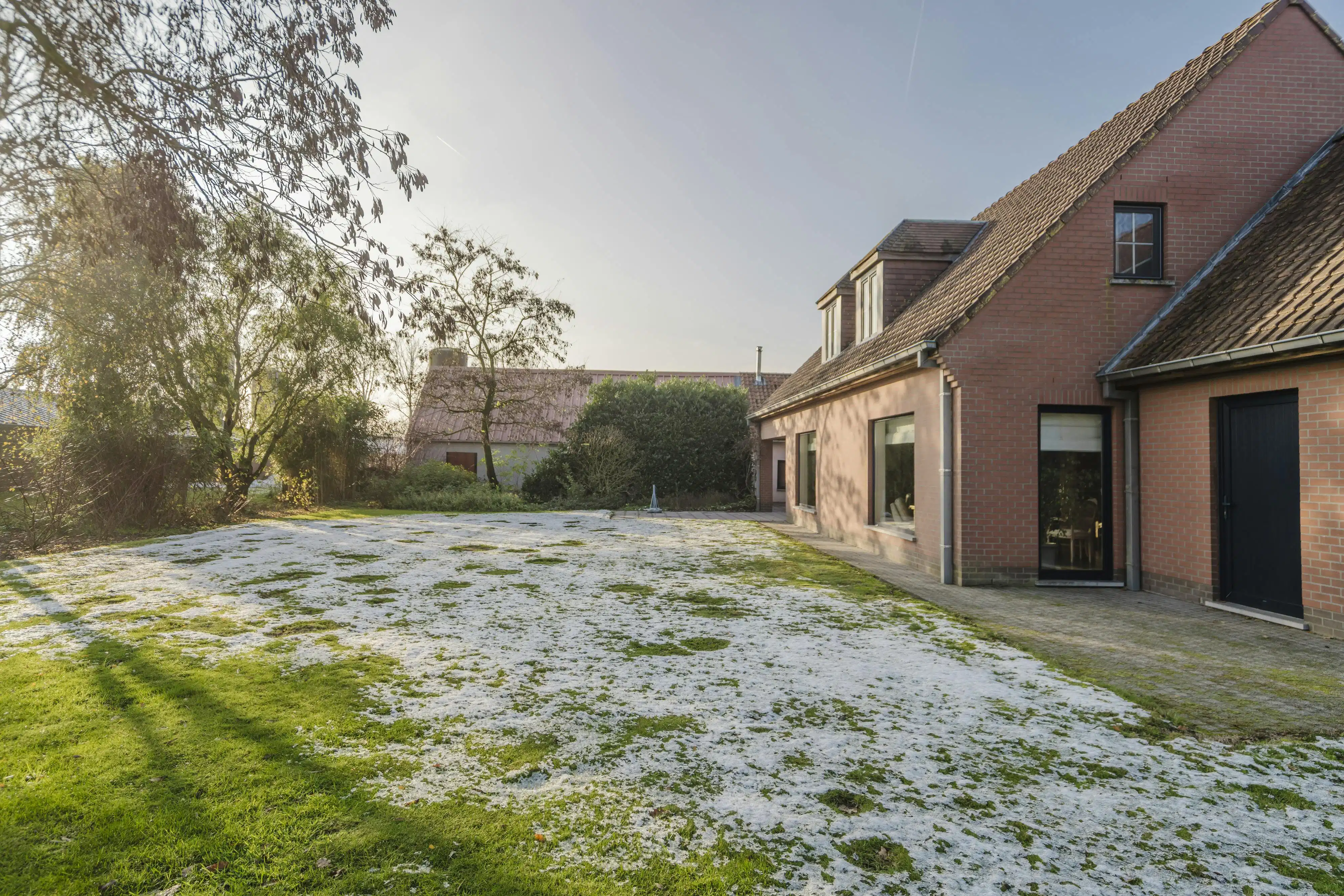 Villa met stallingen te koop op een ruim perceel van  10.026m² foto 17