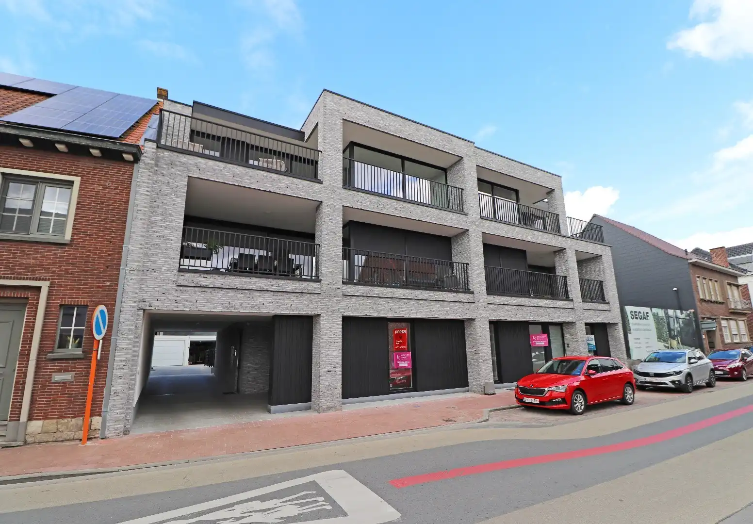 Modern appartement met tuintje foto 8