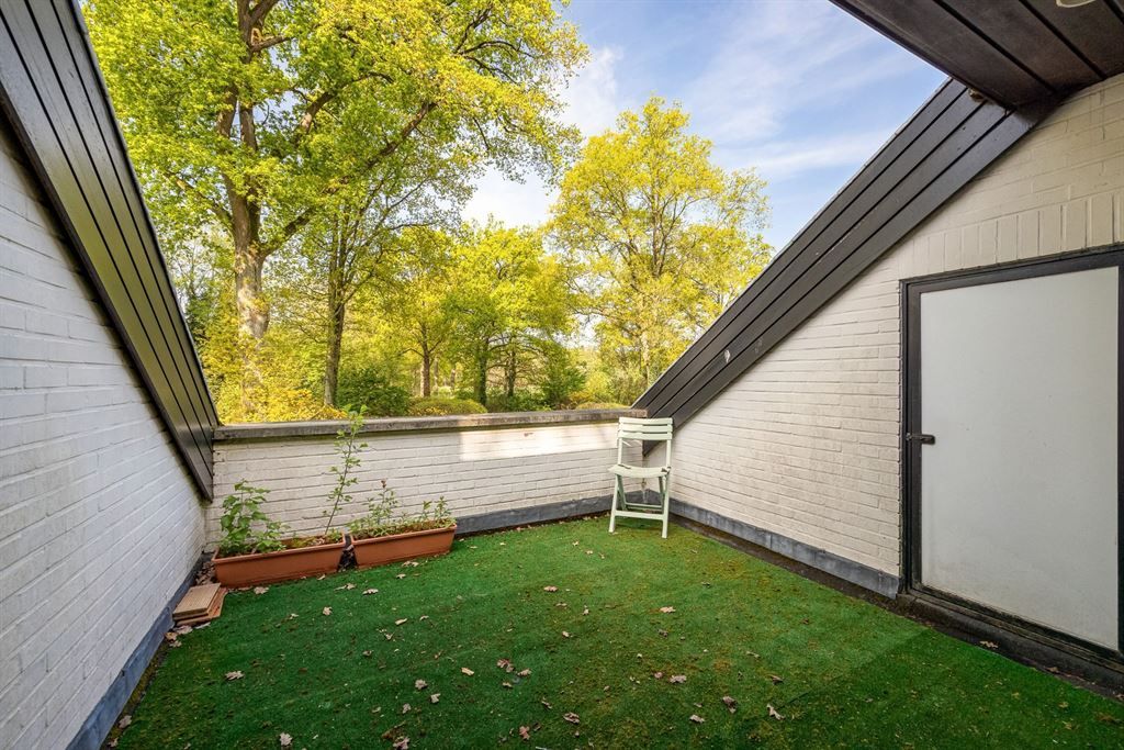 Moderne stijlvilla grenzend aan de landerijen van het kasteel van 's-Gravenwezel foto 14