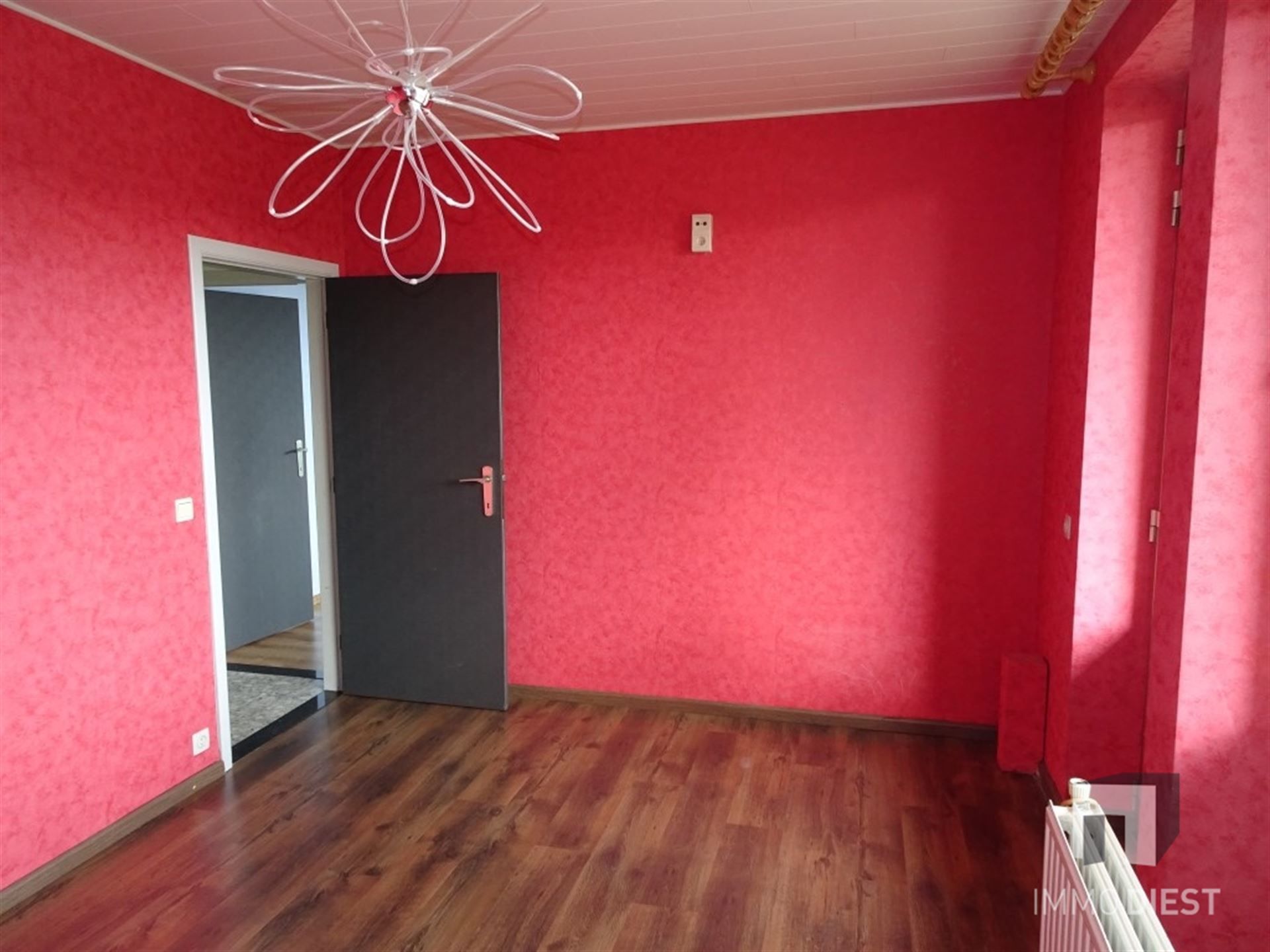 Zeer ruim appartement met 2 slaapkamers foto 11