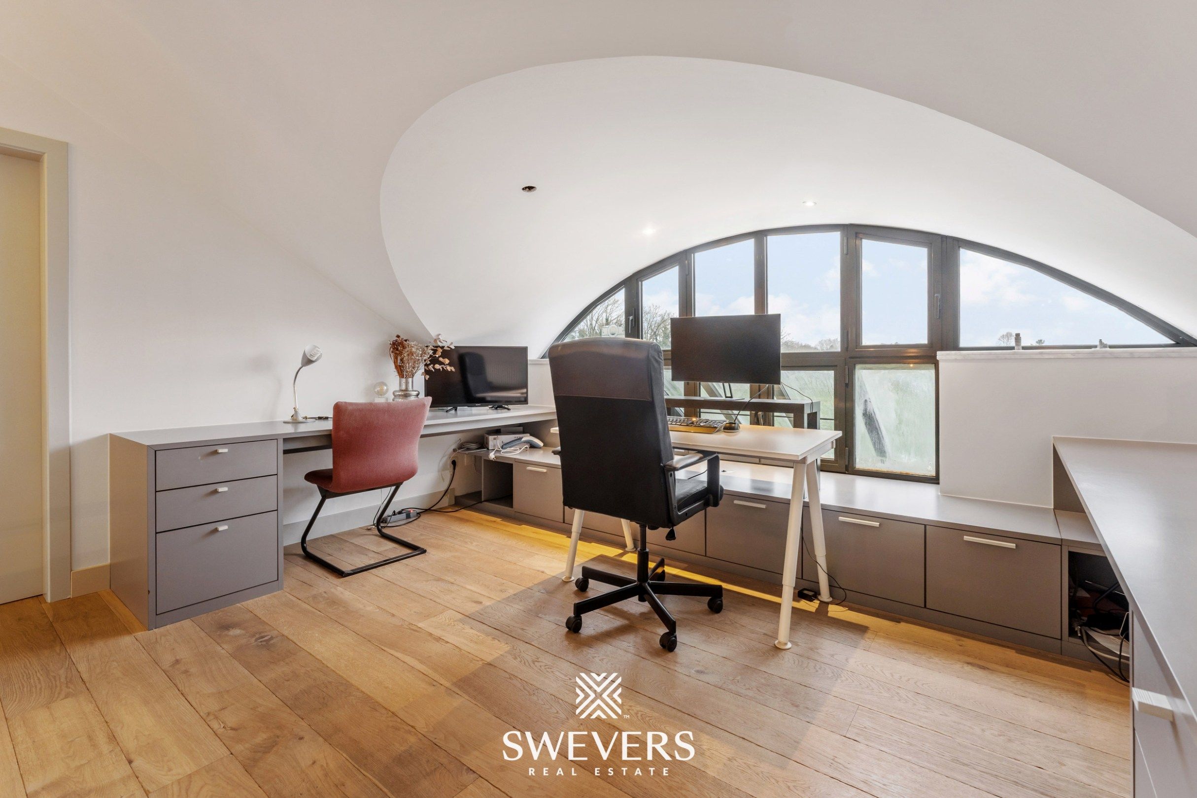 Ruime instapklare gezinswoning met zwembad en sauna in het hart van Bolderberg foto 24