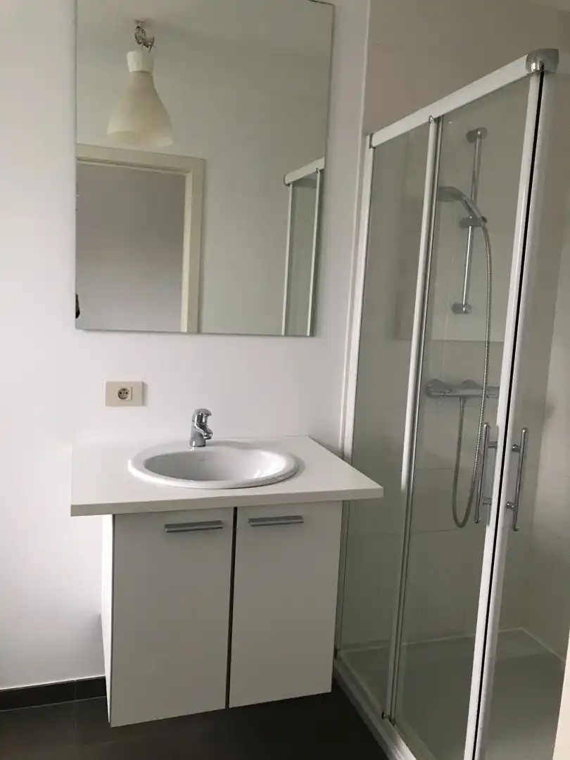 Leuk appartement met 1 slaapkamer en terras. foto 5