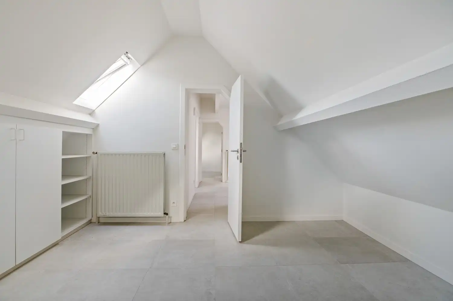 Ruim duplex appartement in hartje Lier! foto 10