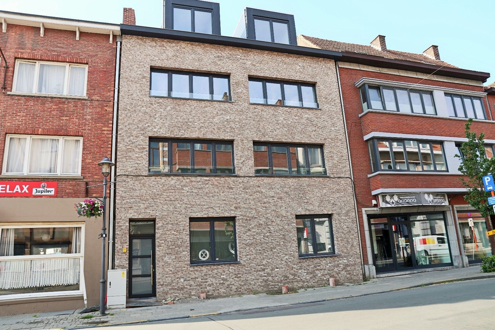 Recent appartement op wandelafstand van het stadscentrum van Tongeren foto {{pictureIndex}}