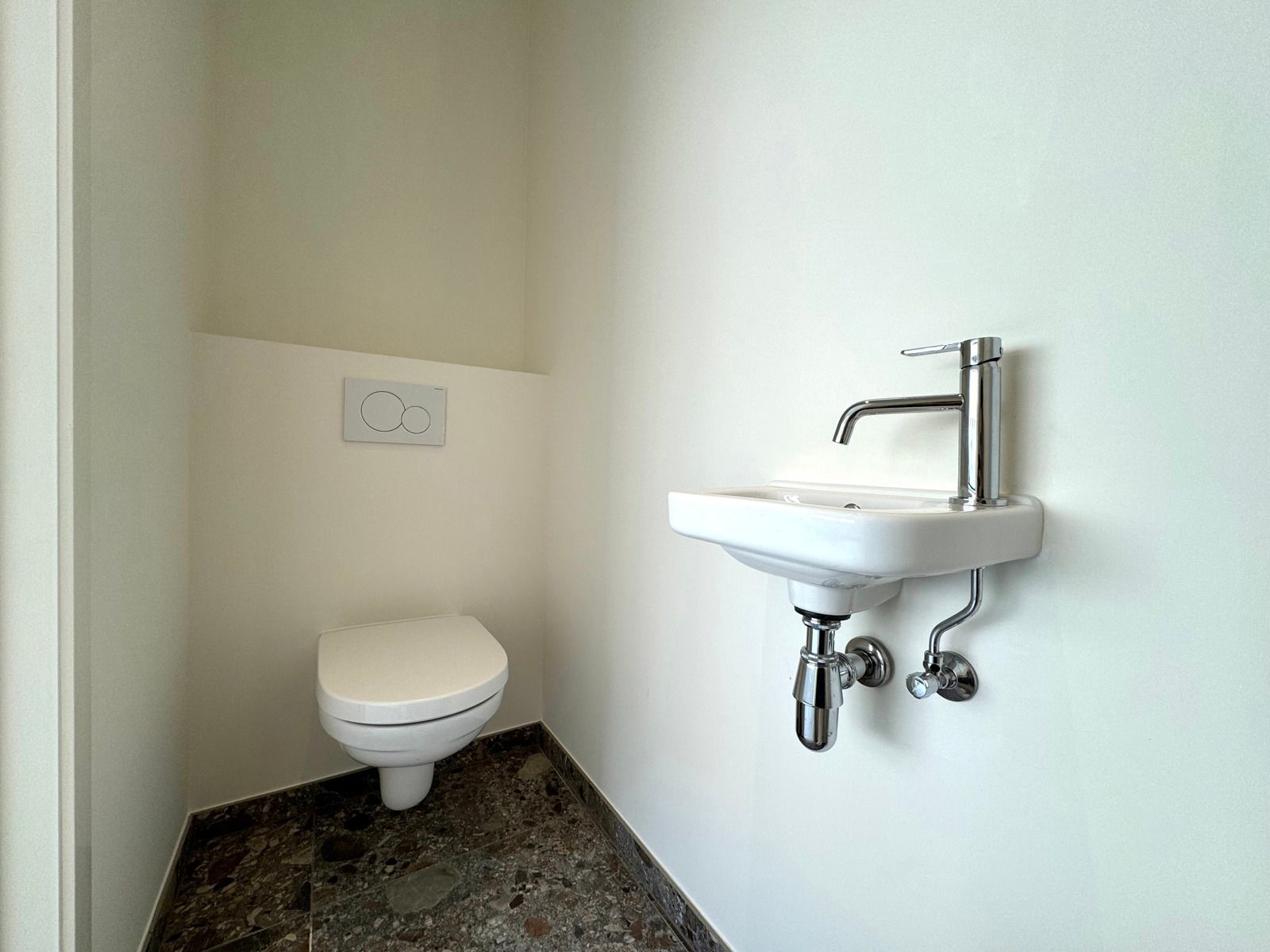 Te huur: recent gerenoveerde woning te Erpe foto 3